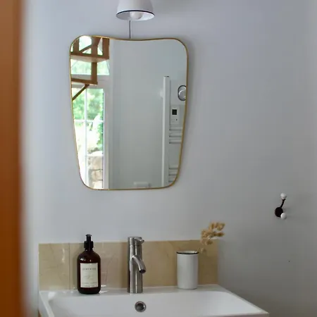 De Charme&jardin Exceptionnel à 800 M De La Casa vacanze *